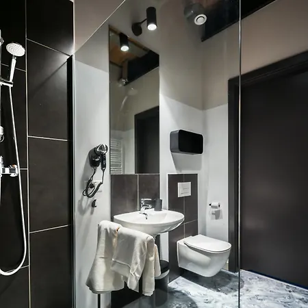 On Szálloda Łódź