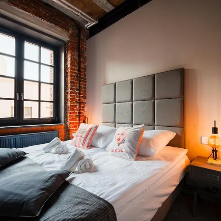 Szálloda On Łódź